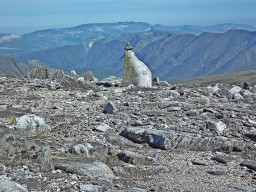 Гора Народная и гора Манарага на приполярном Урале