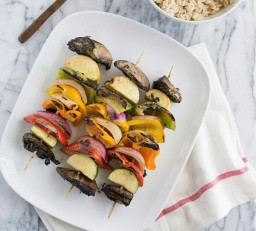 Овощной кебаб на гриле