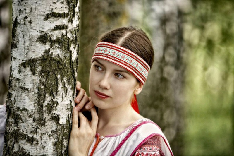 РОДНЫЕ ДЕРЕВЬЯ. РОДНЫЕ ДЕРЕВЬЯ.