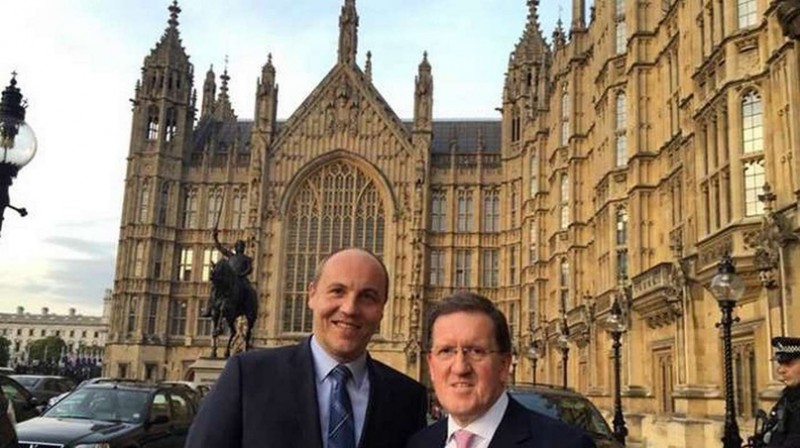 ККАК БРИТАНИЯ ПРОВОЦИРУЕТ ГРАЖДАНСКУЮ ВОЙНУ НА УКРАИНЕ