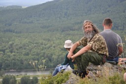 Школа Травника