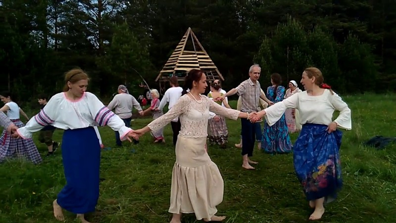 Хоровод Капуста на празднике Купала в Родовом поселении Жива