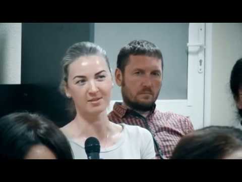 Почему женщина играет в 'хорошую мамочку'. Юрий Менячихин