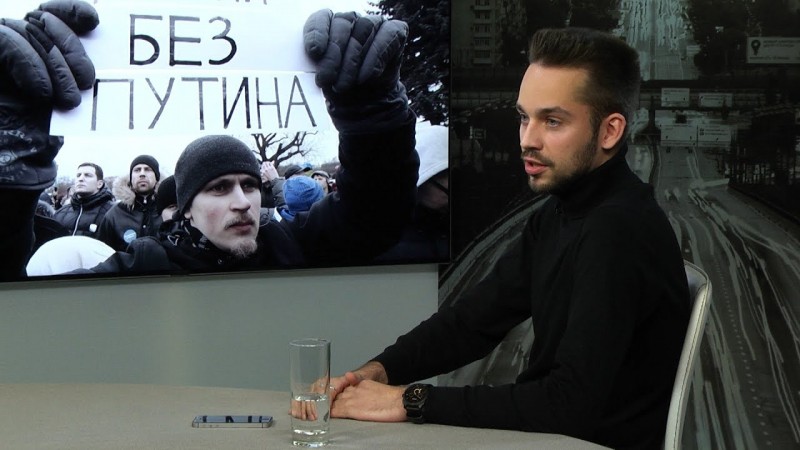 Революция через неделю