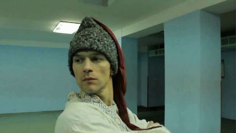 Казак по технике уделал! Боевой пляс.