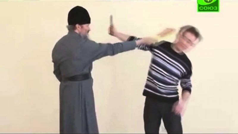 Уникальная техника самообороны - Владыка Вятский и Слободской Марк