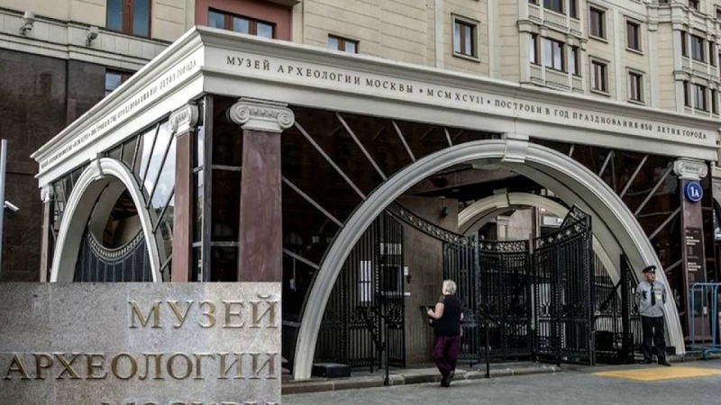 Поход в Музей Археологии. Что сказал геофизик про "культурный слой"?