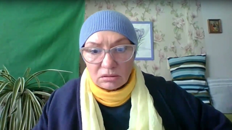 Куда направлено внимание  людей? Как развивается действительность? На что надо обращать внимание?