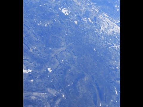 Странные доисторические линии на местности.